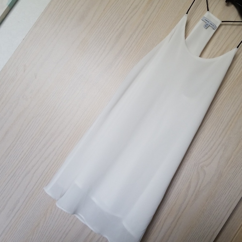 White tank